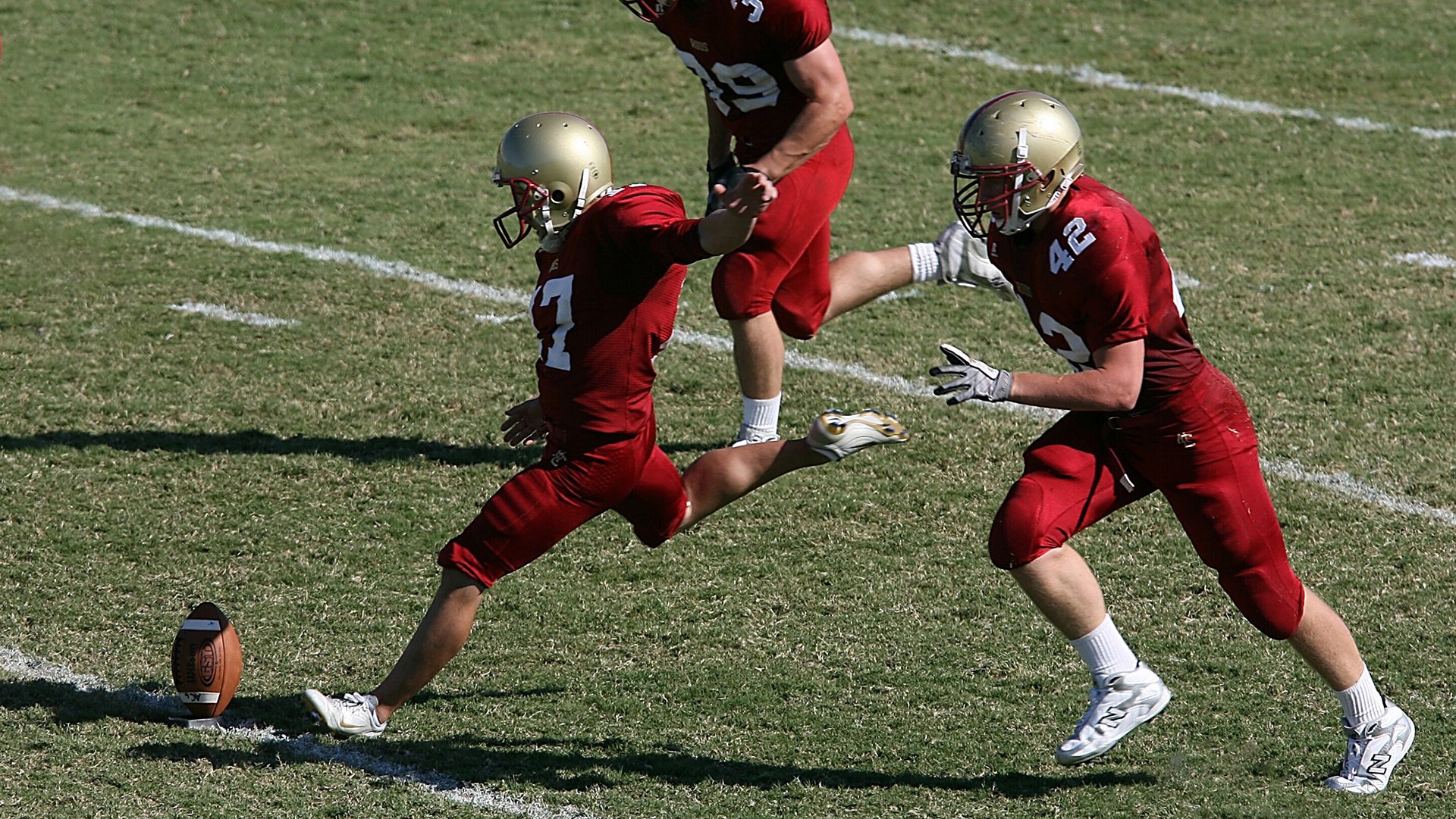 从瑞士铁壁到皮克封神,足球世界里的唯一性时刻