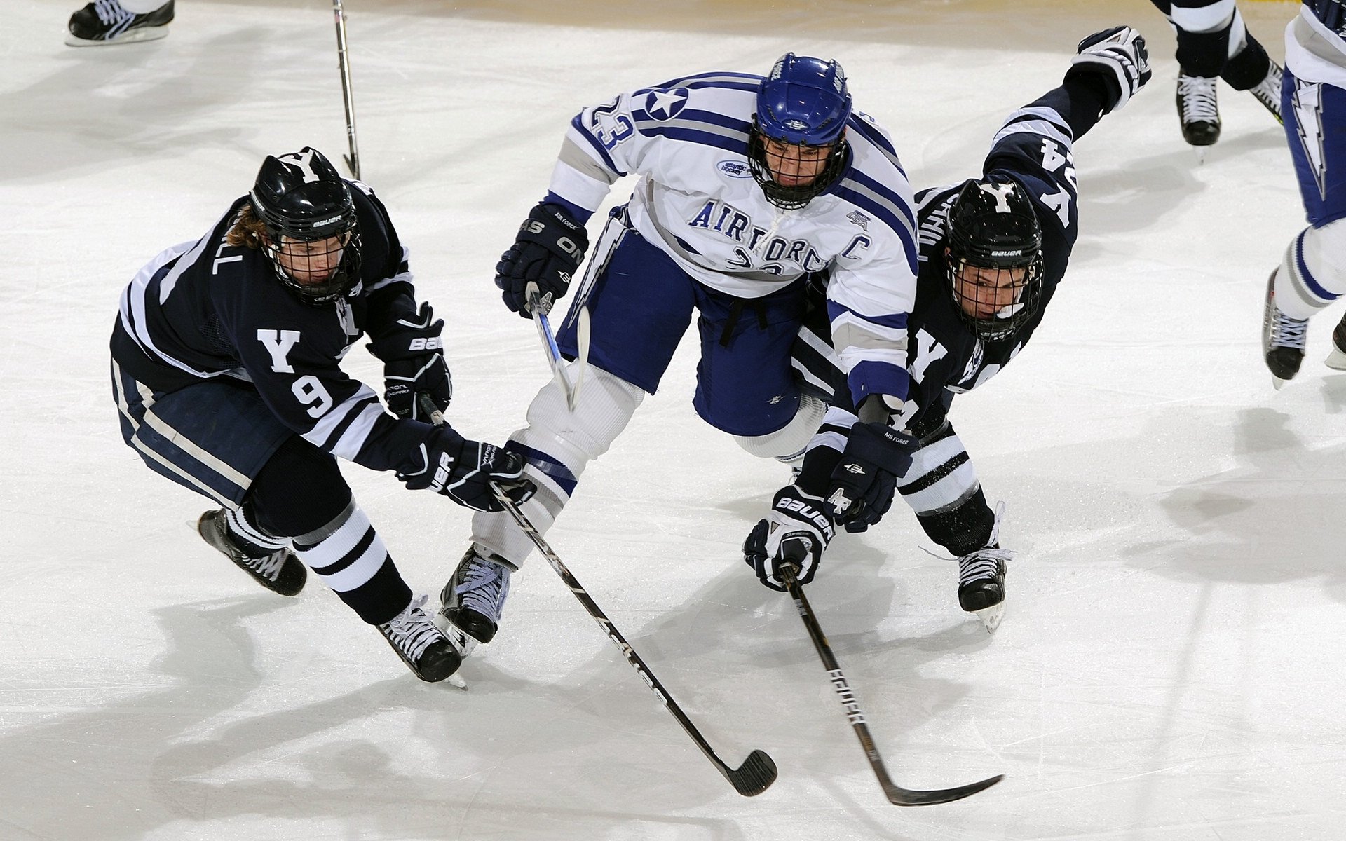 开云体育-绝境之光，李刚仁末节封神，抢七夜铸就传奇